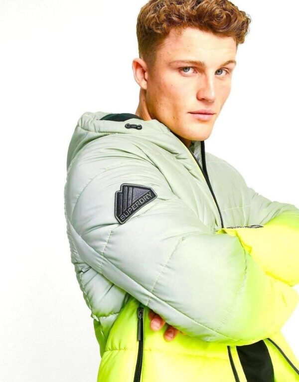 Super dry jacket Reflective - جاكيت سوبر دراي عاكس - Image 2