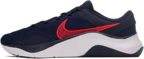 Nike Legend Essential 3 men's Shoes - Image 4