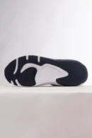 Nike Legend Essential 3 men's Shoes