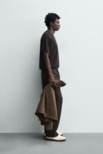 PURL KNIT T-SHIRT Chocolate - Image 4
